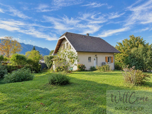 Maison à  Aix-les-Bains (73100), 6 pièces
