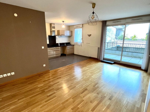 Appartement à  Aix-les-Bains (73100), 3 pièces