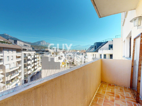 Appartement à  Chambéry (73000), 4 pièces
