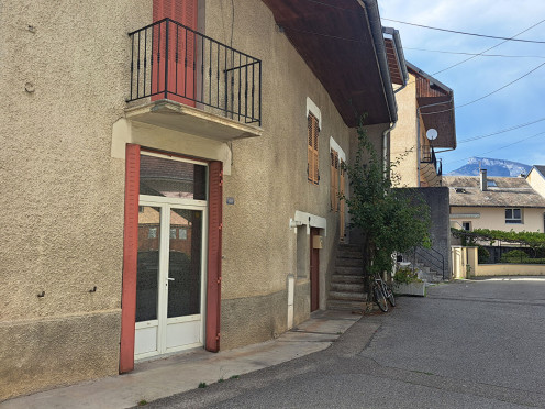 Maison à  Challes-les-Eaux (73190), 5 pièces