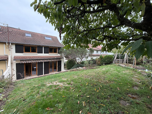 Maison à  Cognin (73160), 6 pièces