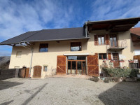 Maison à  Mouxy (73100), 6 pièces