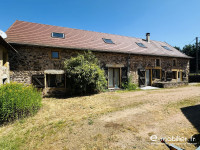 Maison à La Clayette (71800), 8 pièces