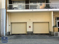 Parking à  Chambéry (73000),  pièces