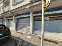 Commerce divers à  Chambéry (73000),  pièces