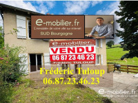 Maison à  Charlieu (42190), 4 pièces