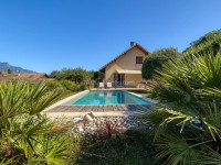 Maison à  Voglans (73420), 6 pièces