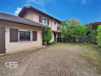 Maison à  Chambéry (73000), 8 pièces