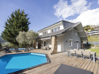 Maison à  Aix-les-Bains (73100), 7 pièces