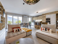Appartement à  Voglans (73420), 3 pièces