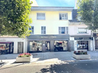 Immeuble à  Aix-les-Bains (73100), 13 pièces