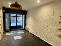 Local commercial à  Aix-les-Bains (73100), 2 pièces
