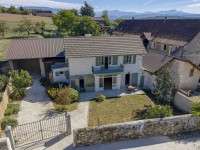 Maison à  Saint-Genix-sur-Guiers (73240), 4 pièces